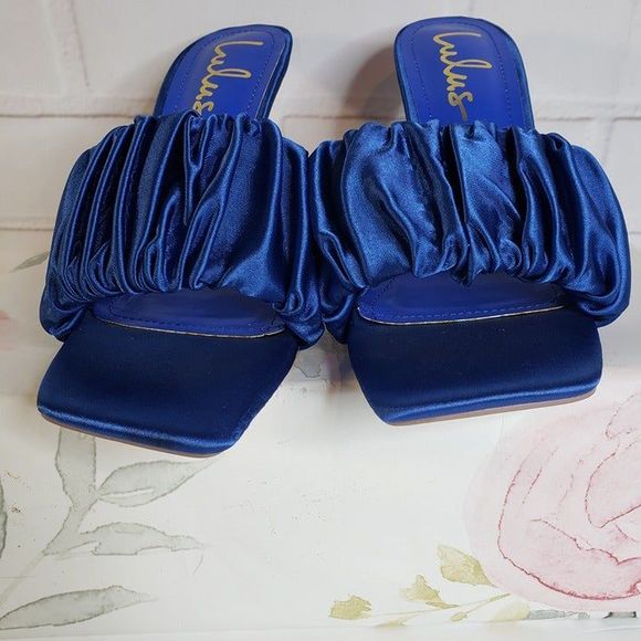 Pretty Lulus Blue Satin Fabric Square Toe Stiletto Heels Sandals womens size 6 - Picture 2 of 8
